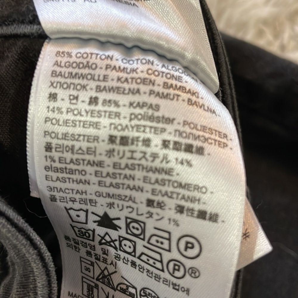 Levi Mid Rise Skinny Jeans - Picture 4 of 5